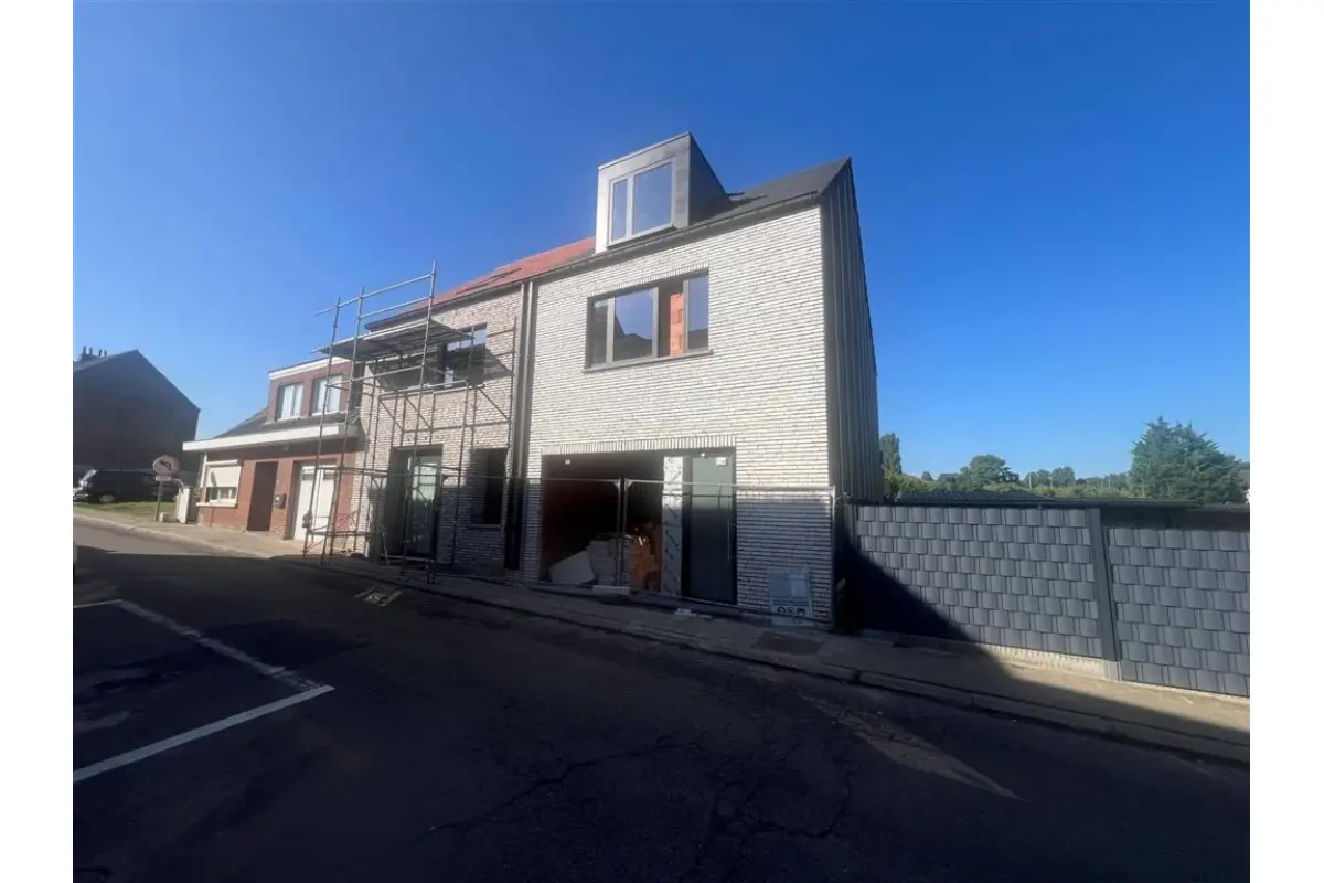 Huis te  koop in Diegem 1831 441000.00€ 3 slaapkamers 207.25m² - Zoekertje 593421