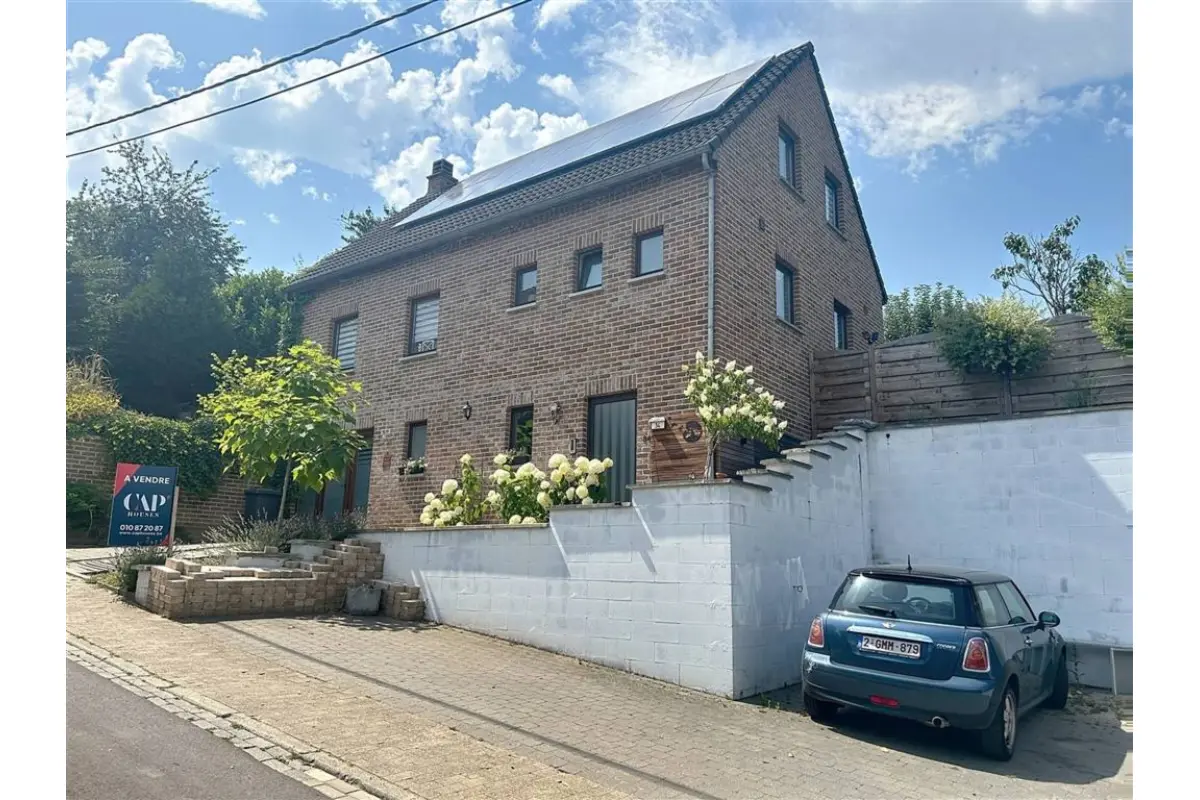 Huis te  koop in Geldenaken 1370 399000.00€ 4 slaapkamers 200.00m² - Zoekertje 594555