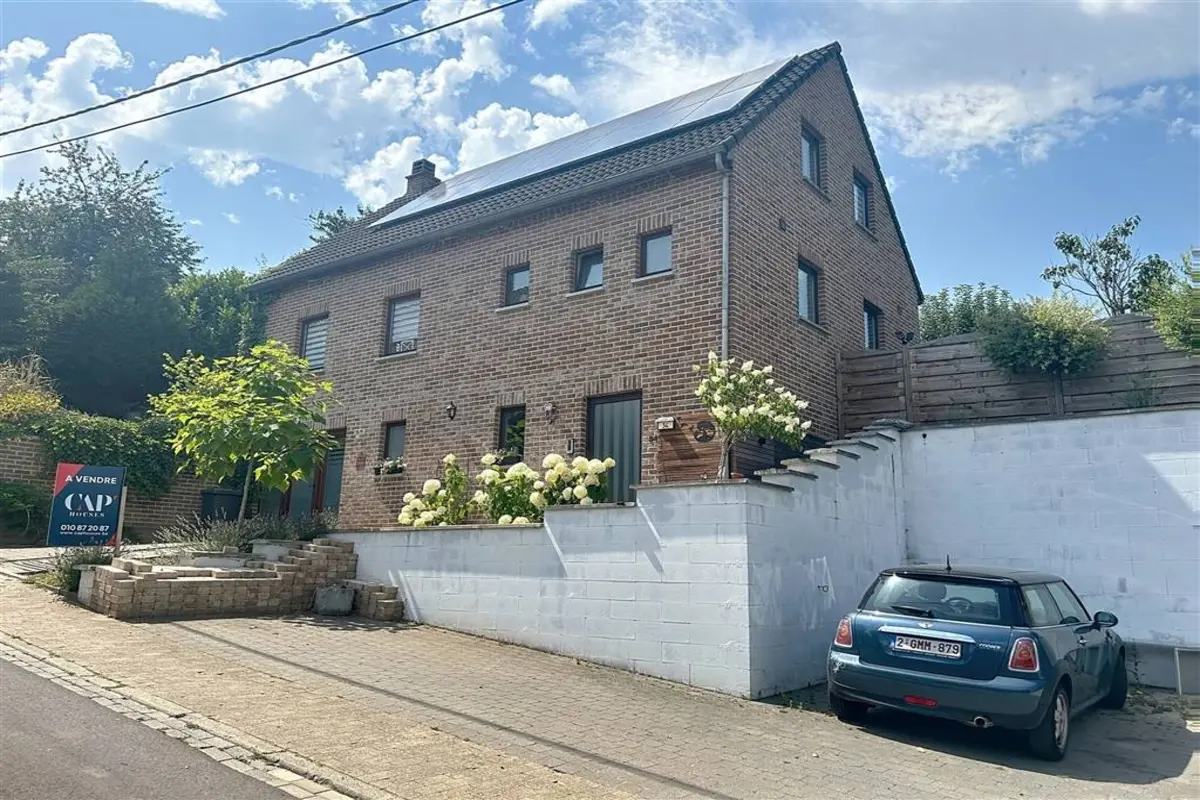 Huis te  koop in Geldenaken 1370 399000.00€ 4 slaapkamers 200.00m² - Zoekertje 594555
