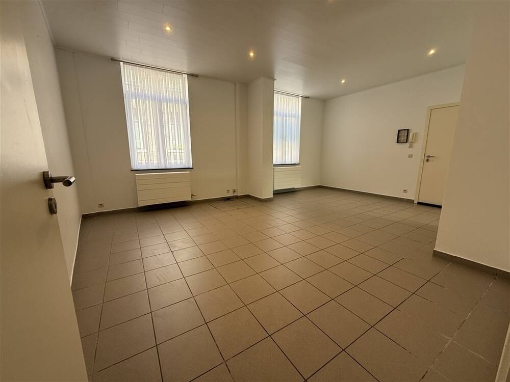 Appartement te  huur in Steenhuffel 1840 1000.00€ 2 slaapkamers 118.00m² - Zoekertje 594984