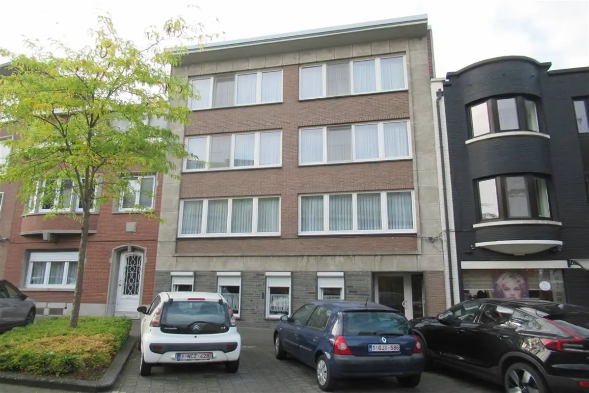 Appartement te  huur in Landen 3400 760.00€ 2 slaapkamers m² - Zoekertje 596761
