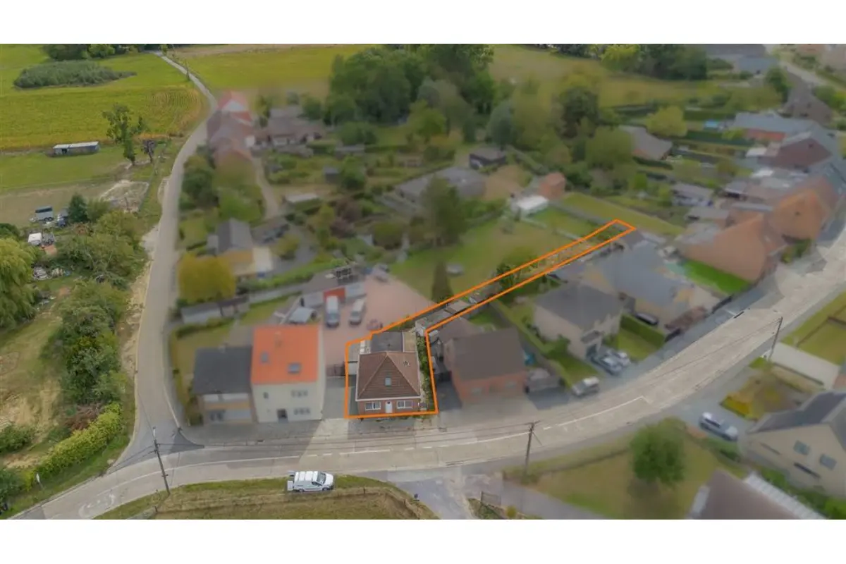 Huis te  koop in Kapelle-op-den-Bos 1880 250000.00€ 2 slaapkamers 100.00m² - Zoekertje 596319