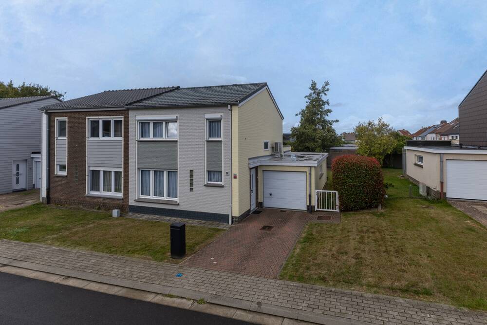 Huis te  koop in Sint-Pieters-Leeuw 1600 349000.00€ 3 slaapkamers 113.06m² - Zoekertje 598760