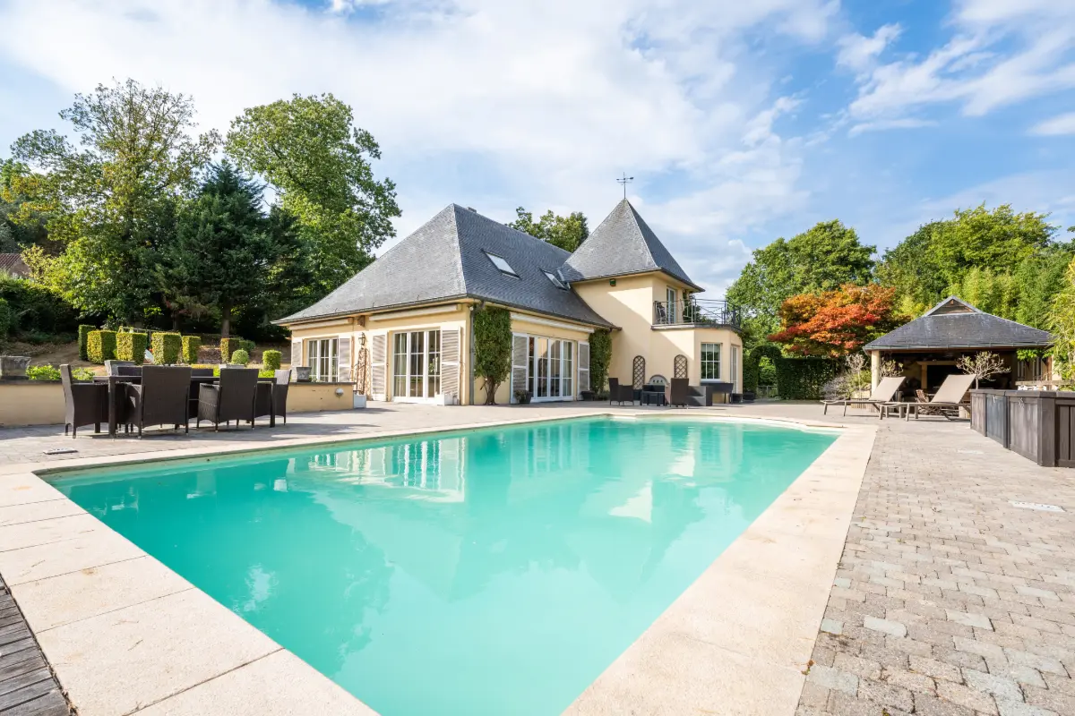 Maison à vendre à Lasne 1380 1675000.00€ 6 chambres 614.00m² - Annonce 599188