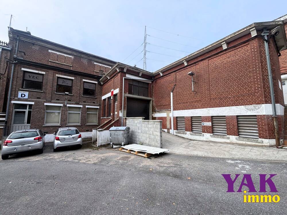 Commerce à louer à Oisquercq 1480 1400.00€ chambres 360.00m² - Annonce 599997
