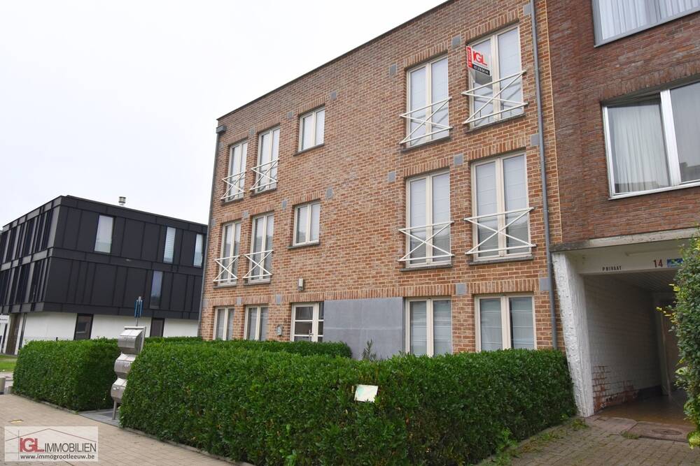 Appartement à louer à Leeuw-Saint-Pierre 1600 800.00€ 1 chambres 61.00m² - Annonce 599429