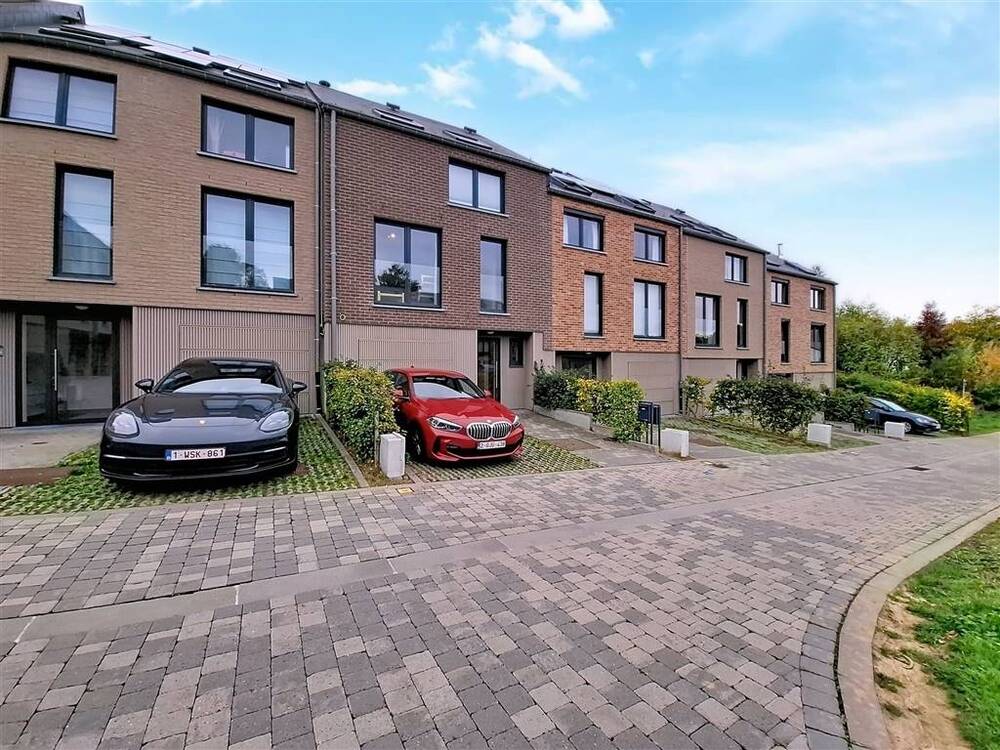 Maison à louer à Ottignies 1340 1600.00€ 3 chambres 190.00m² - Annonce 599558