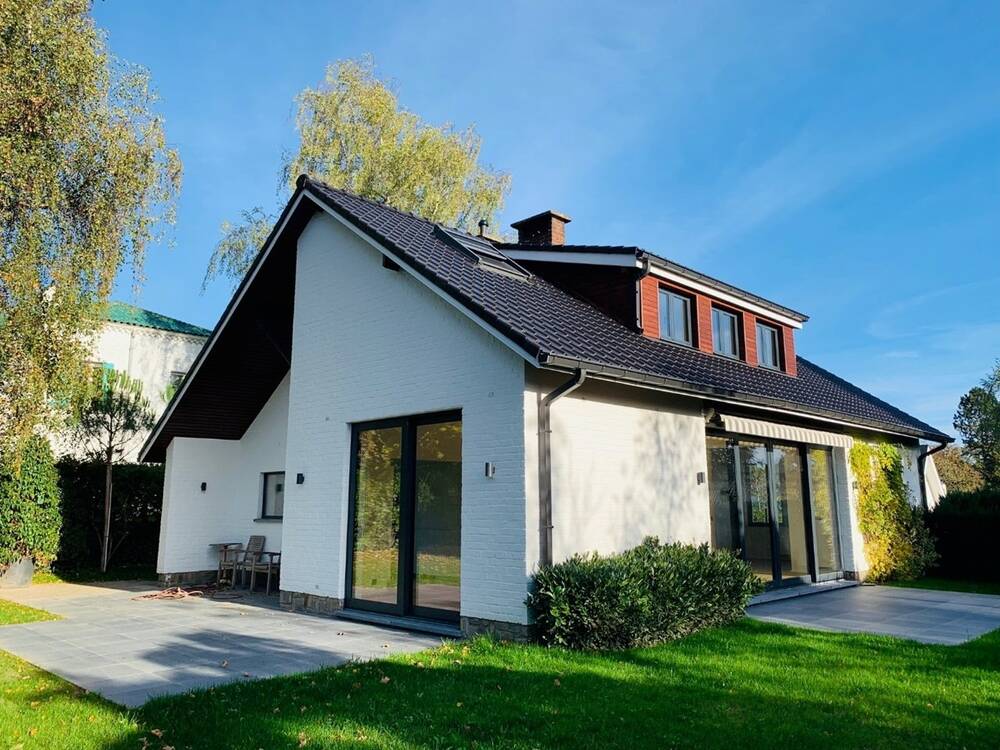 Maison à louer à Rhode-Saint-Genese 1640 2650.00€ 3 chambres 160.00m² - Annonce 599749