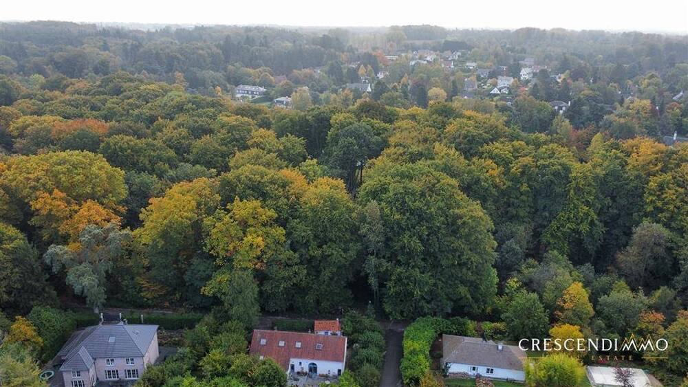 Terrain à bâtir à vendre à Braine-l'Alleud 1420 650000.00€ chambres m² - Annonce 600593