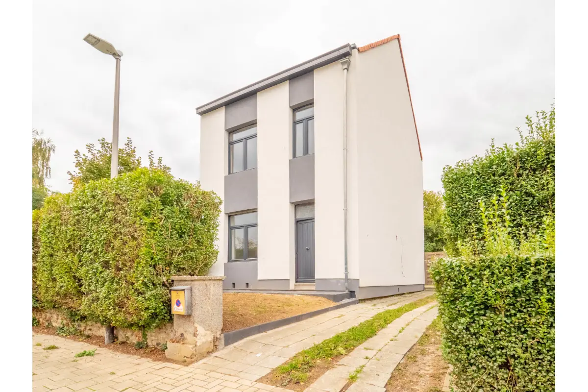 Huis te  koop in Wezembeek-Oppem 1970 599000.00€ 3 slaapkamers 155.00m² - Zoekertje 600752