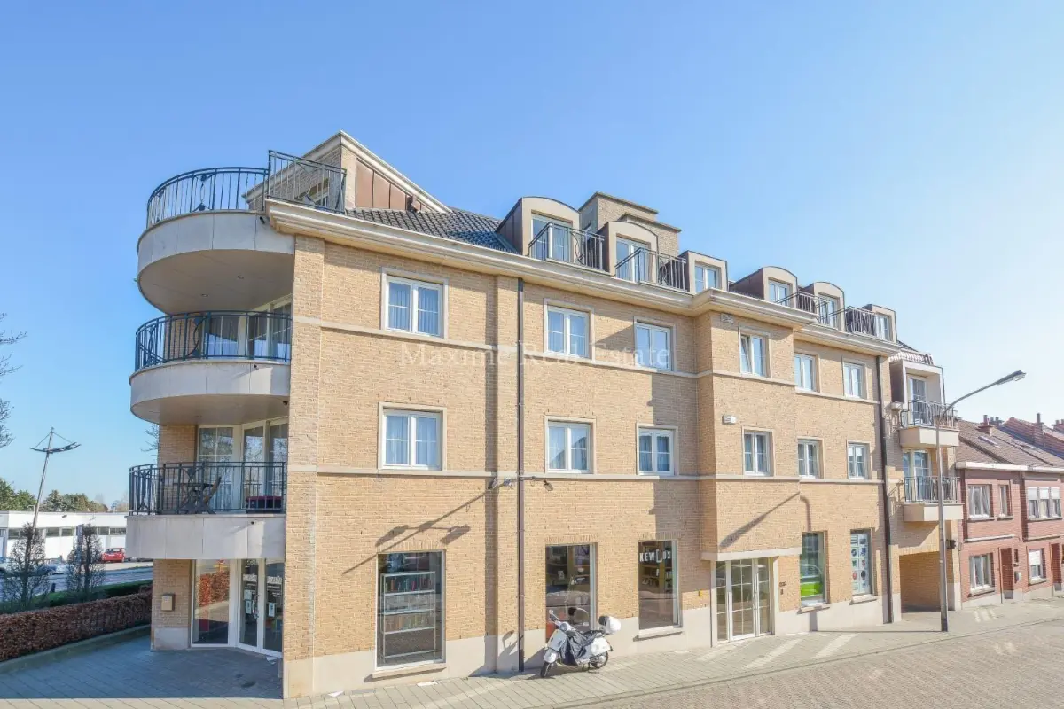 Appartement te  huur in Kraainem 1950 2250.00€ 2 slaapkamers 135.00m² - Zoekertje 602857