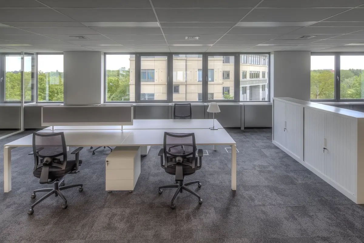 Commerce à louer à Zaventem 1930 5949.00€  chambres 649.00m² - Annonce 602010