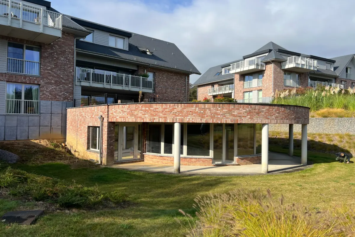 Handelszaak te  koop in Eigenbrakel 1420 190000.00€  slaapkamers 250.00m² - Zoekertje 610059