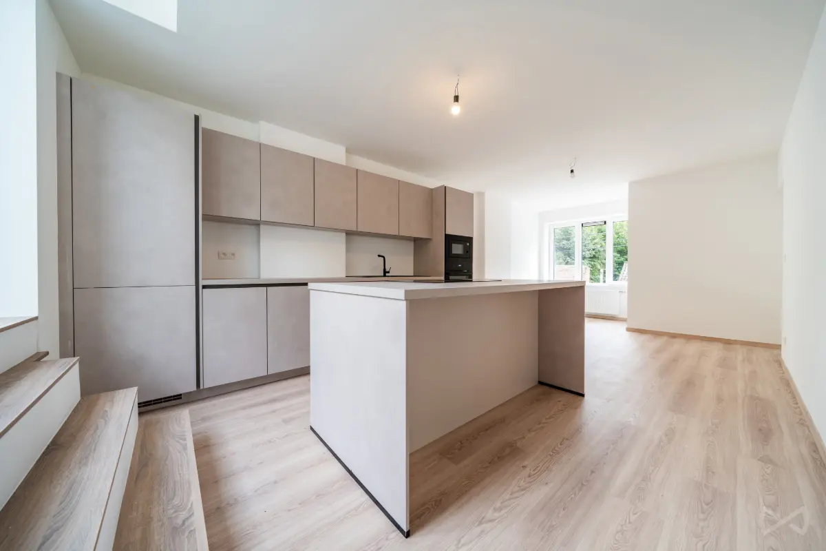 Huis te  koop in Orp-le-Grand 1350 345000.00€ 3 slaapkamers 111.00m² - Zoekertje 604142