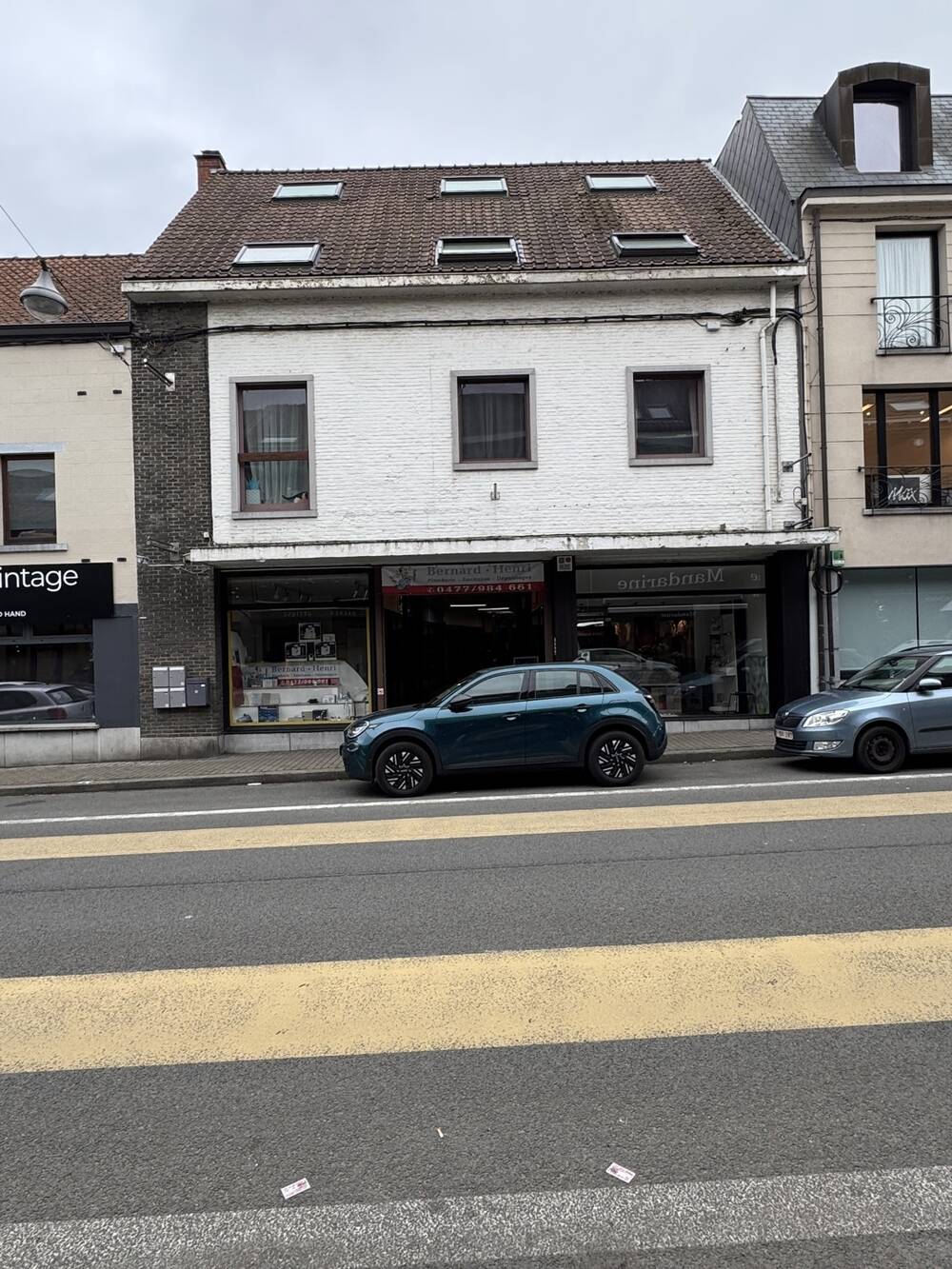 Handelszaak te  huur in Terhulpen 1310 900.00€  slaapkamers 150.00m² - Zoekertje 603934