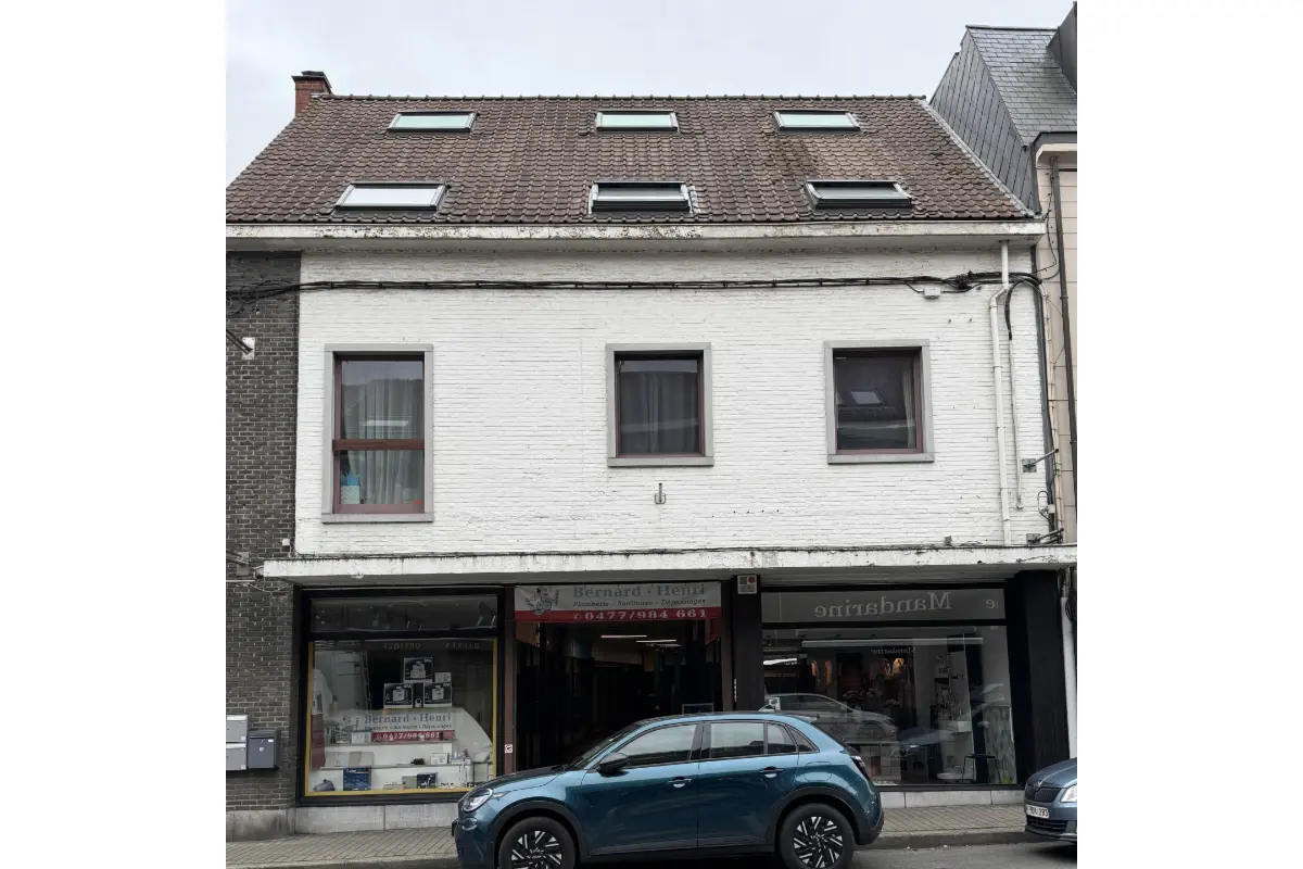 Commerce à louer à La Hulpe 1310 900.00€  chambres 150.00m² - Annonce 603934