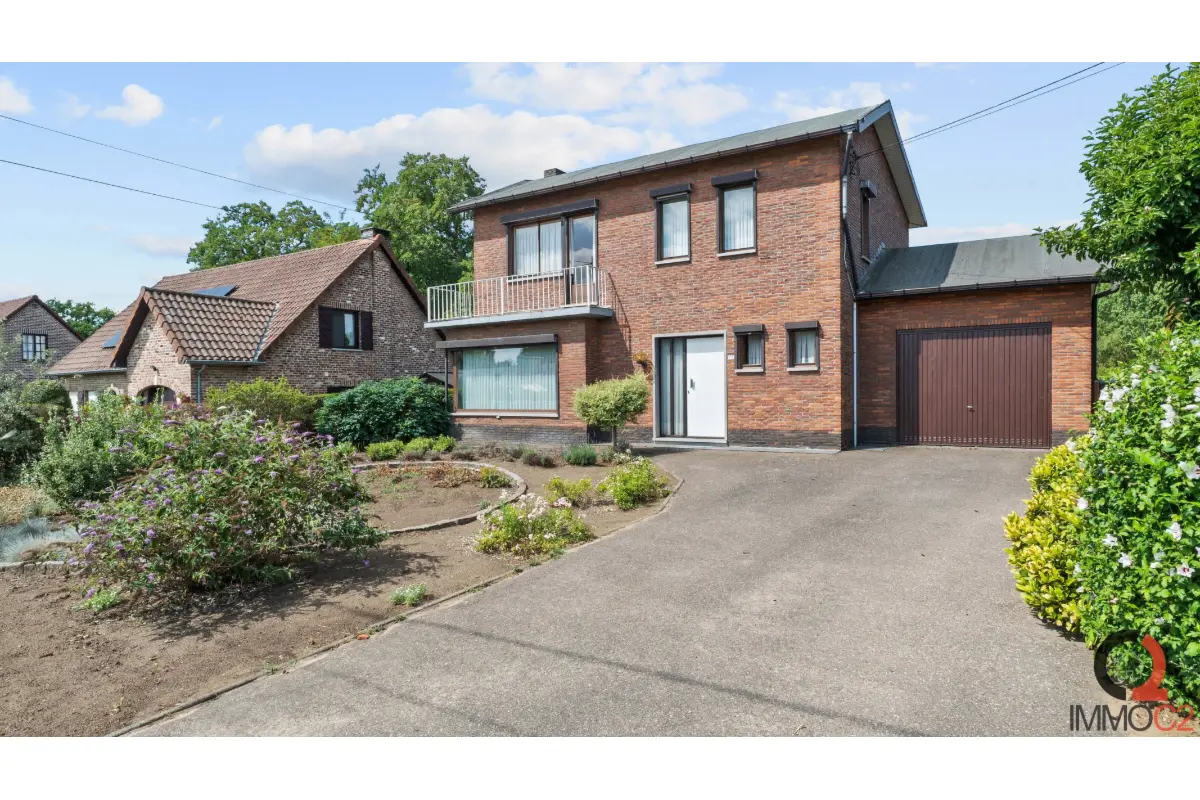 Huis te  koop in Deurne 3290 275000.00€ 3 slaapkamers 170.00m² - Zoekertje 646710