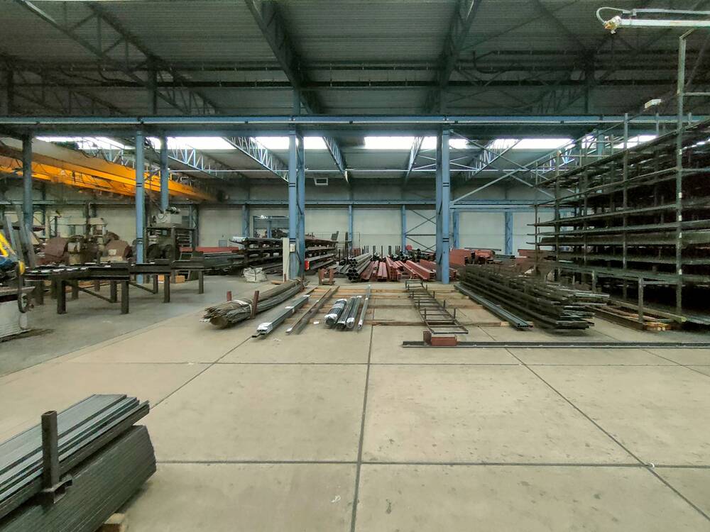 Handelszaak te  huur in Tubeke 1480 17500.00€  slaapkamers 4350.00m² - Zoekertje 604824