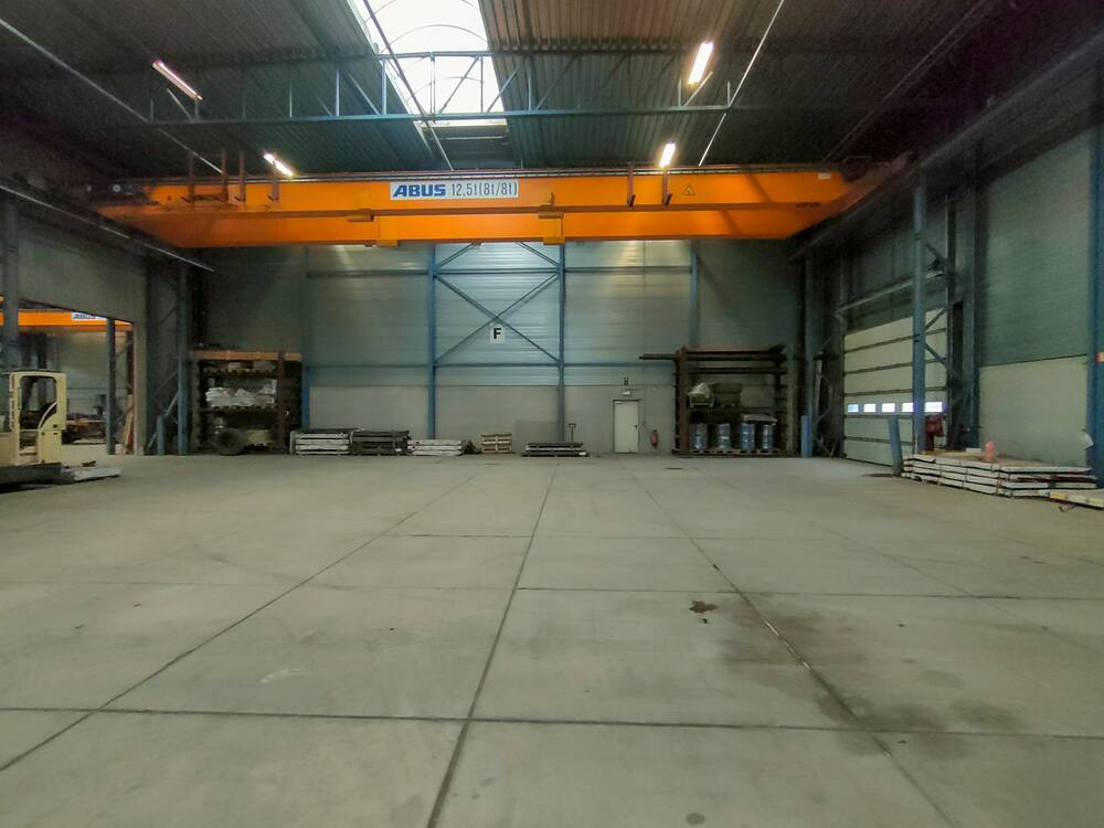 Handelszaak te  huur in Tubeke 1480 8125.00€  slaapkamers 1950.00m² - Zoekertje 605066