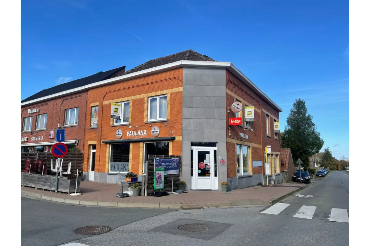 Commerce à vendre à Gammerages 1570 499000.00€ 4 chambres m² - Annonce 604394