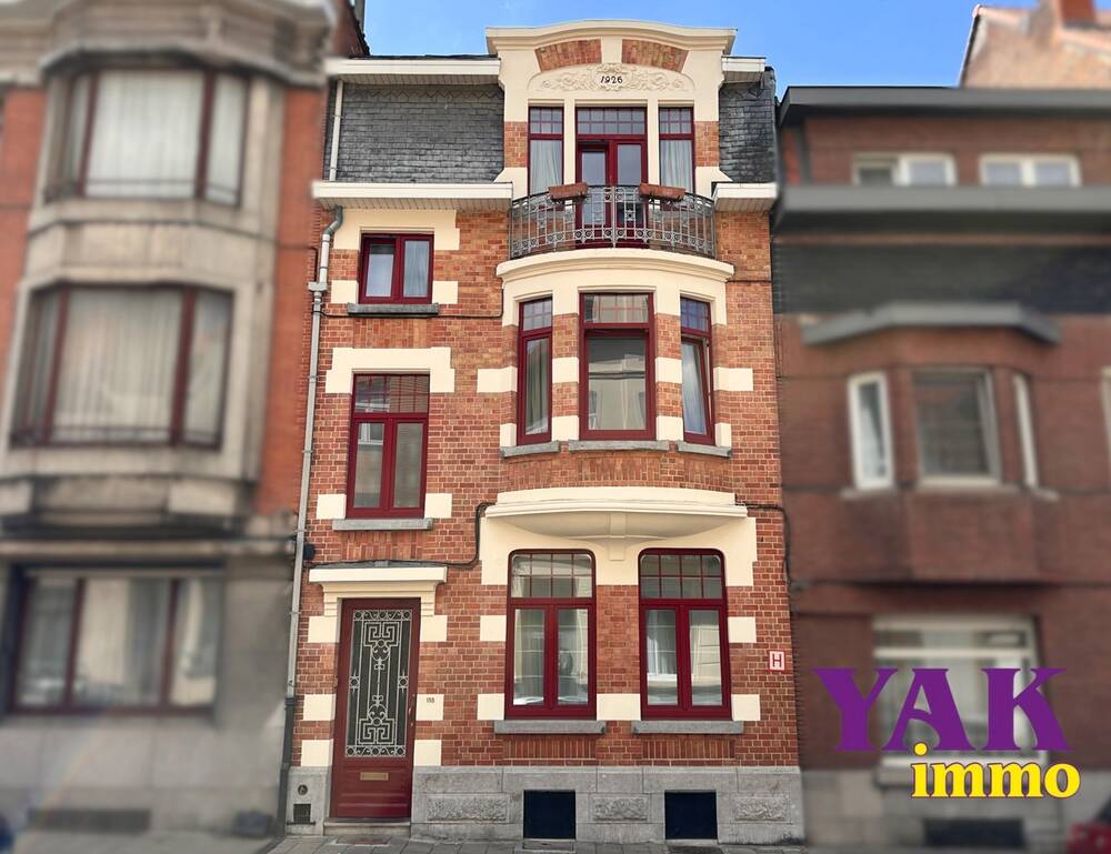 Maison de maître à  à Etterbeek 1040 820000.00€ 6 chambres 246.00m² - Annonce 604417
