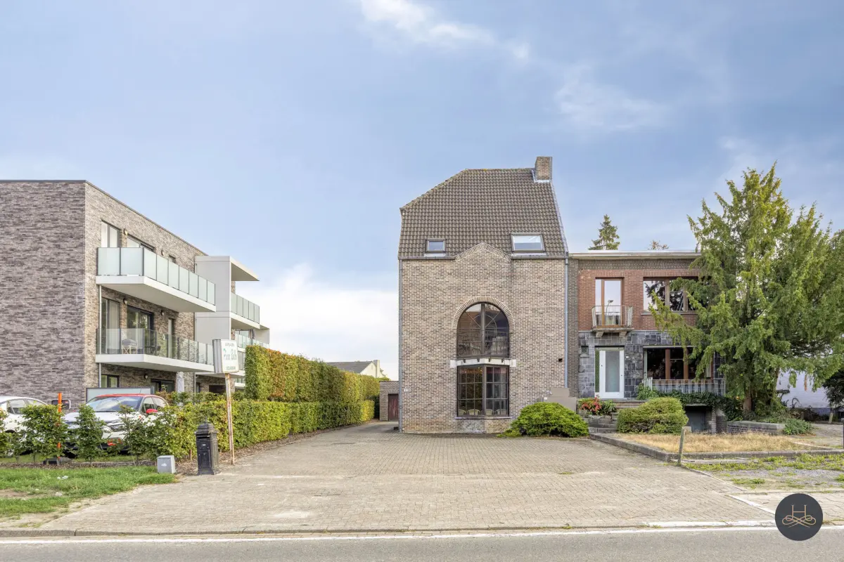 Mixgebouw te  koop in Wezemaal 3111 389000.00€ 3 slaapkamers m² - Zoekertje 607278