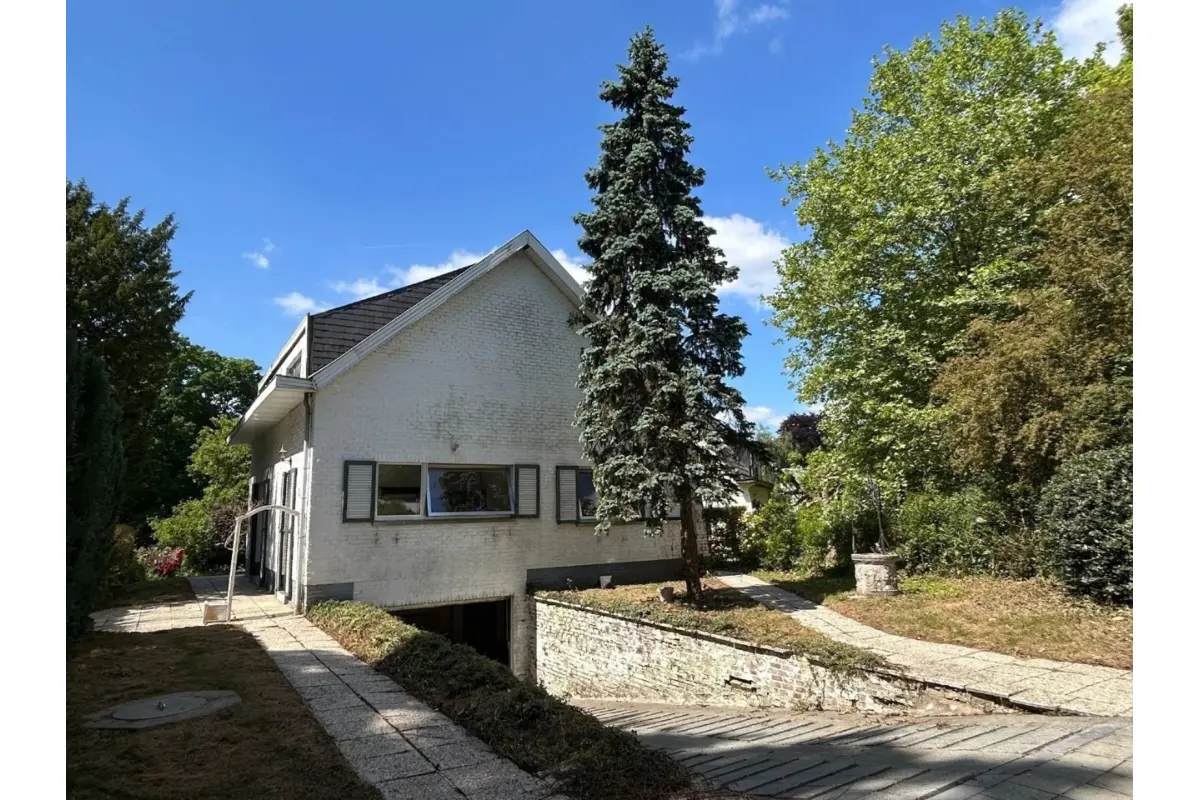 Maison à vendre à Rhode-Saint-Genese 1640 675000.00€ 4 chambres 170.00m² - Annonce 606914