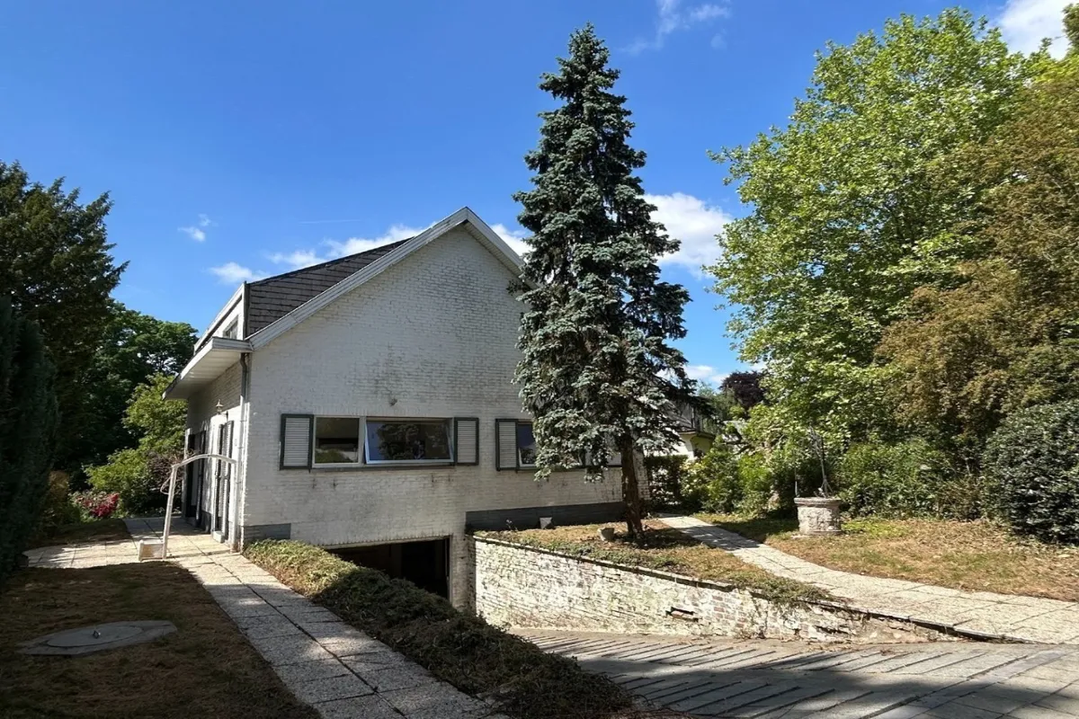 Maison à vendre à Rhode-Saint-Genese 1640 675000.00€ 4 chambres 170.00m² - Annonce 606914