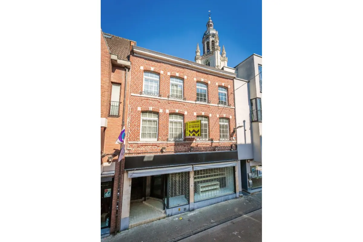 Huis te  koop in Hal 1500 425000.00€  slaapkamers 317.00m² - Zoekertje 607756