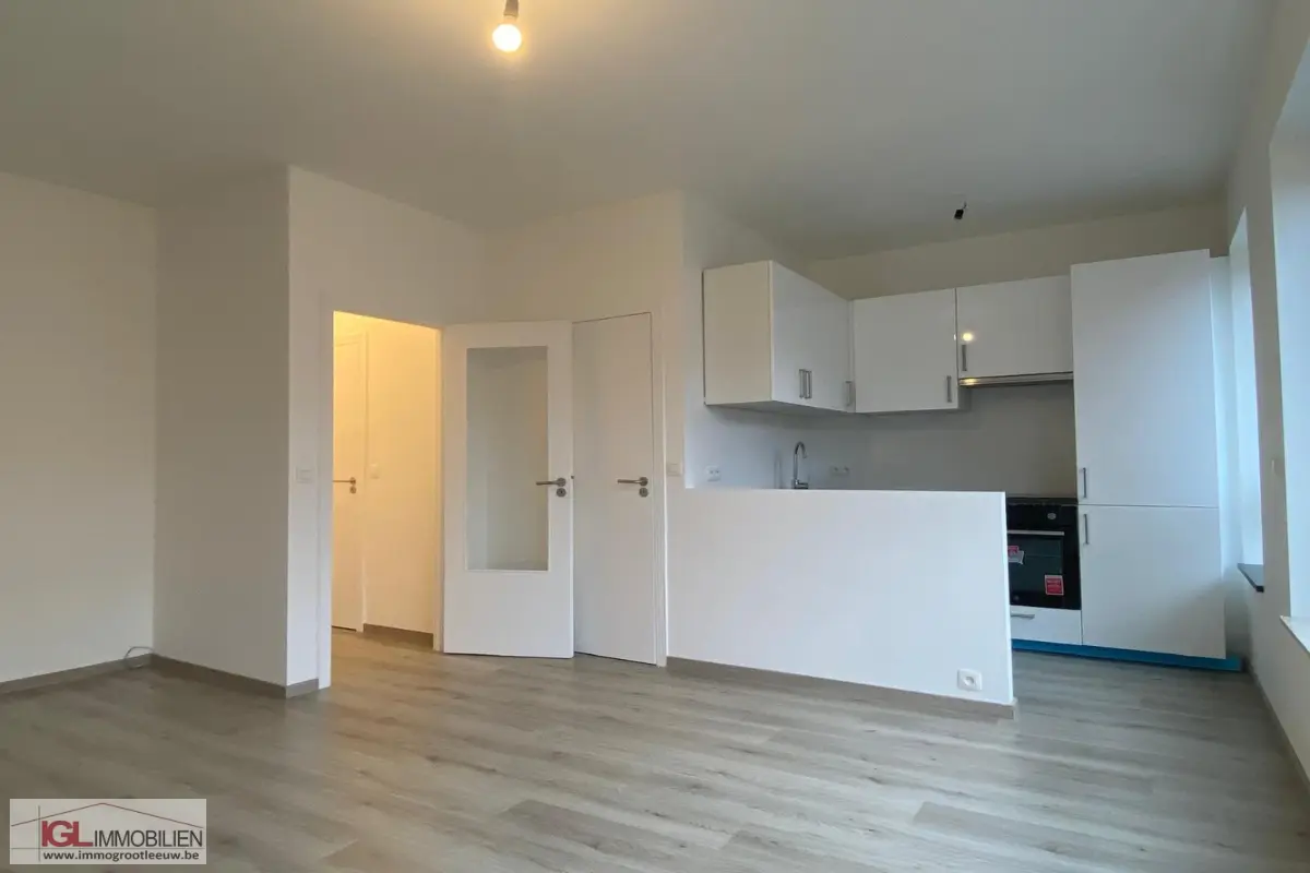 Studio te  in Elsene 1050 790.00€  slaapkamers 35.00m² - Zoekertje 606341
