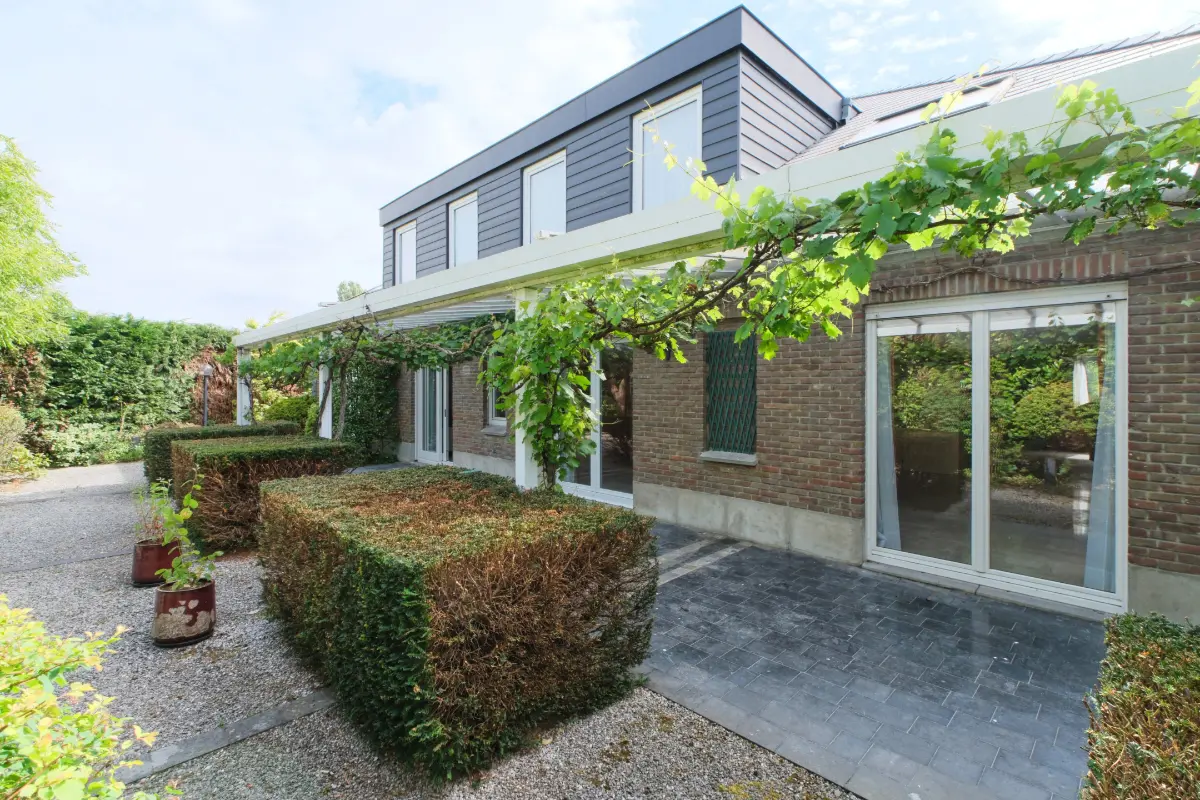 Maison à vendre à Rhode-Saint-Genese 1640 840000.00€ 6 chambres 410.00m² - Annonce 607533