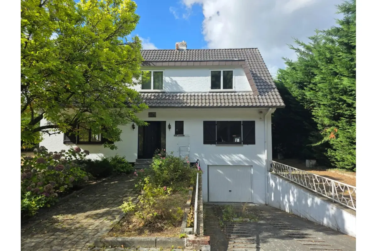 Maison à vendre à Rhode-Saint-Genese 1640 825000.00€ 5 chambres 320.00m² - Annonce 607942