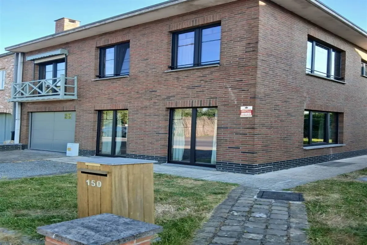Maison à louer à Liedekerke 1770 1325.00€ 3 chambres 176.00m² - Annonce 609564
