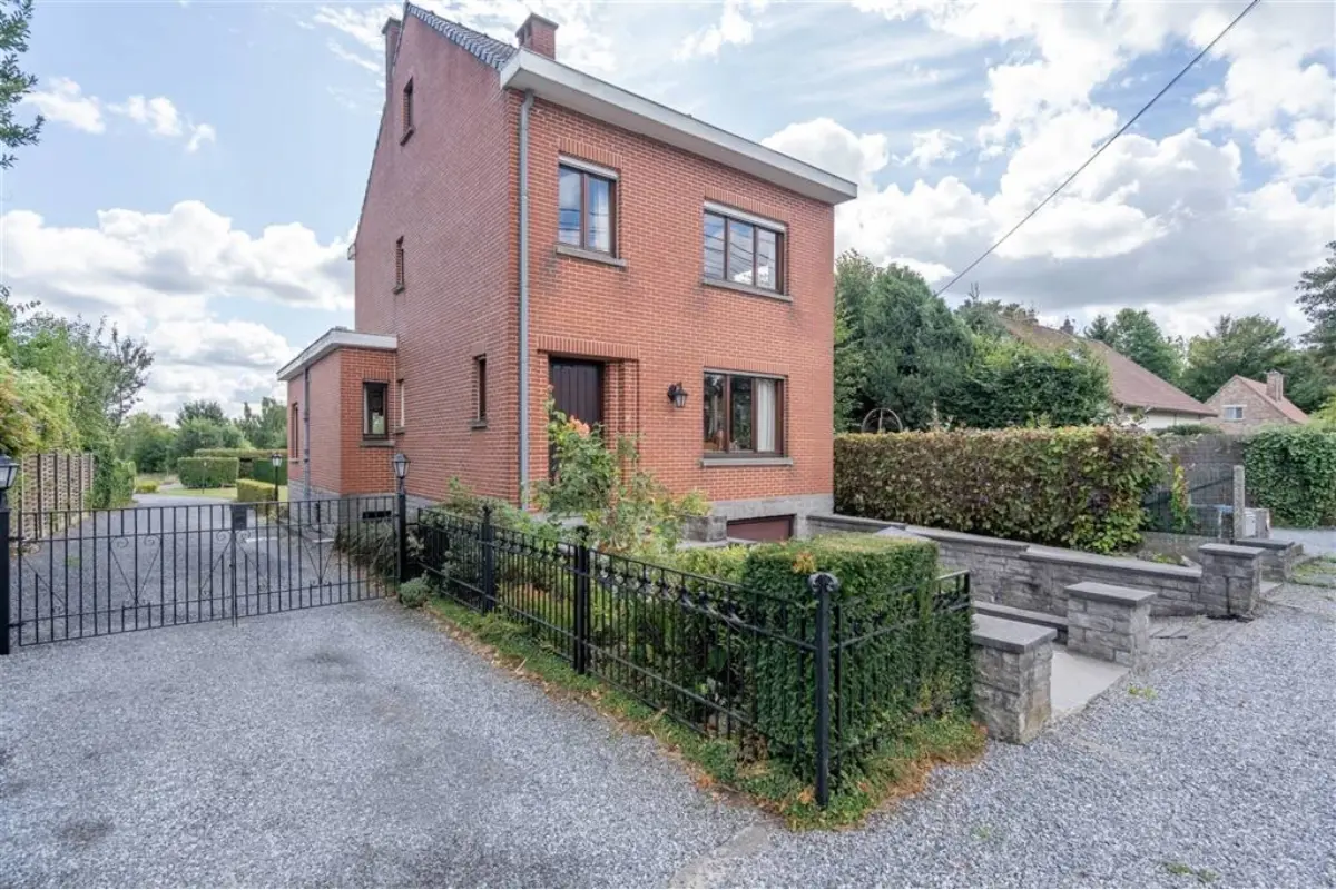 Huis te  koop in Overijse 3090 450000.00€ 3 slaapkamers 230.00m² - Zoekertje 609600