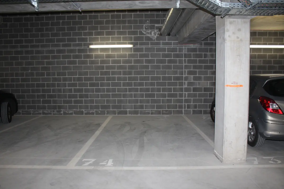 Parking / garage à louer à Rixensart 1330 85.00€ chambres m² - Annonce 610566