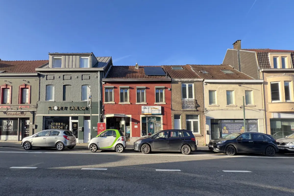 Commerce à vendre à Waterloo 1410 260000.00€ 1 chambres 136.00m² - Annonce 610377