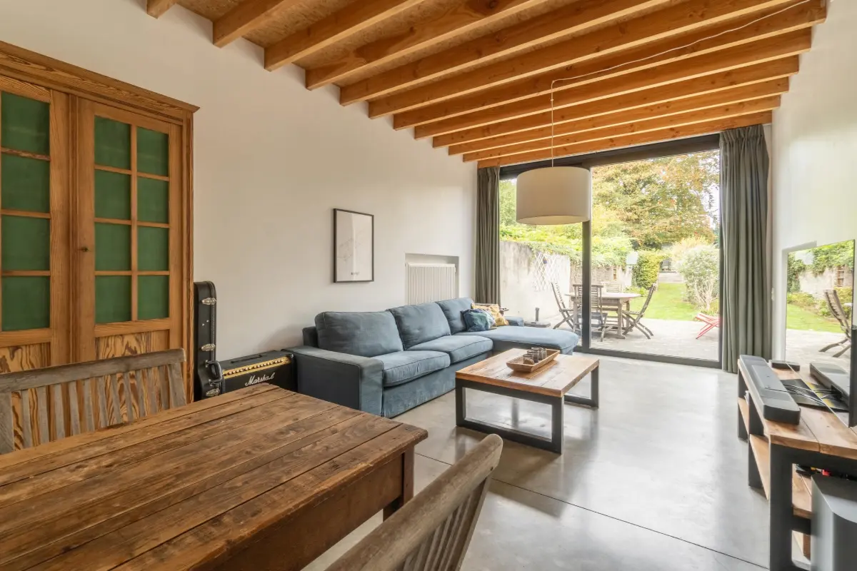 Huis te  huur in Wezembeek-Oppem 1970 1950.00€ 3 slaapkamers 139.00m² - Zoekertje 611364