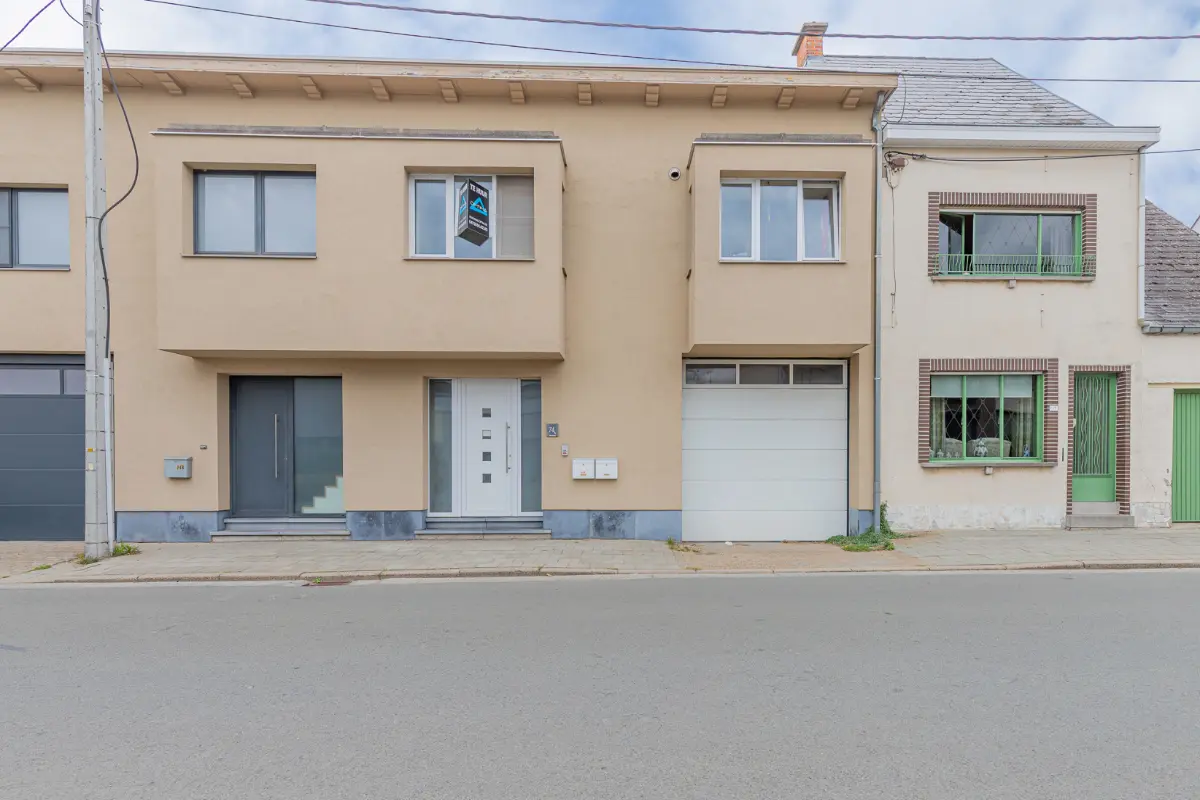 Immeuble mixte à  à Buggenhout 9255 425000.00€ 4 chambres 259.00m² - Annonce 611253