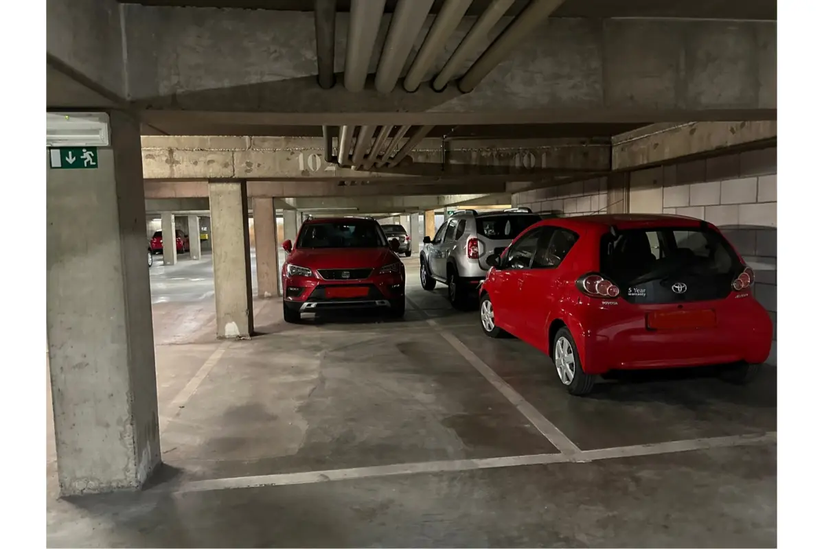 Parking à  à Woluwe-Saint-Lambert 1200 25000.00€  chambres m² - Annonce 611349