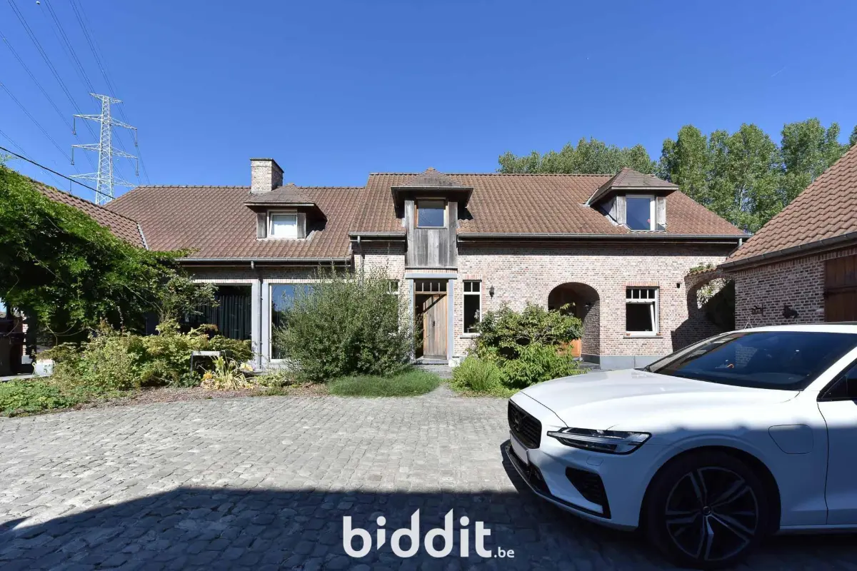Huis te  koop in Malderen 1840 600000.00€ 3 slaapkamers m² - Zoekertje 611255