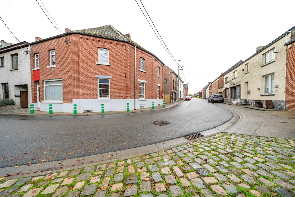 Maison à vendre à Autre-Eglise 1367 195000.00€ 3 chambres 183.00m² - Annonce 611162