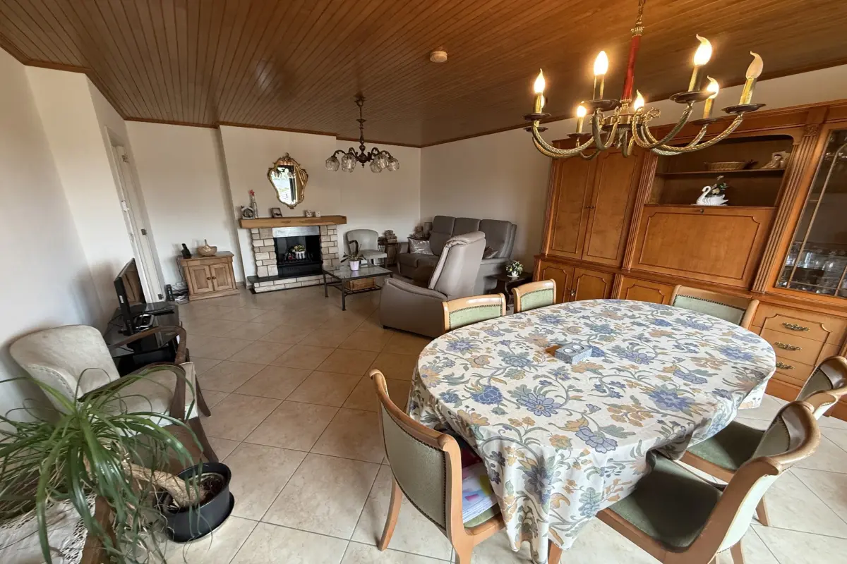 Appartement te koop in Sint-Pieters-Leeuw 1600 295000.00€ 2 slaapkamers 84.00m² - Zoekertje 611402