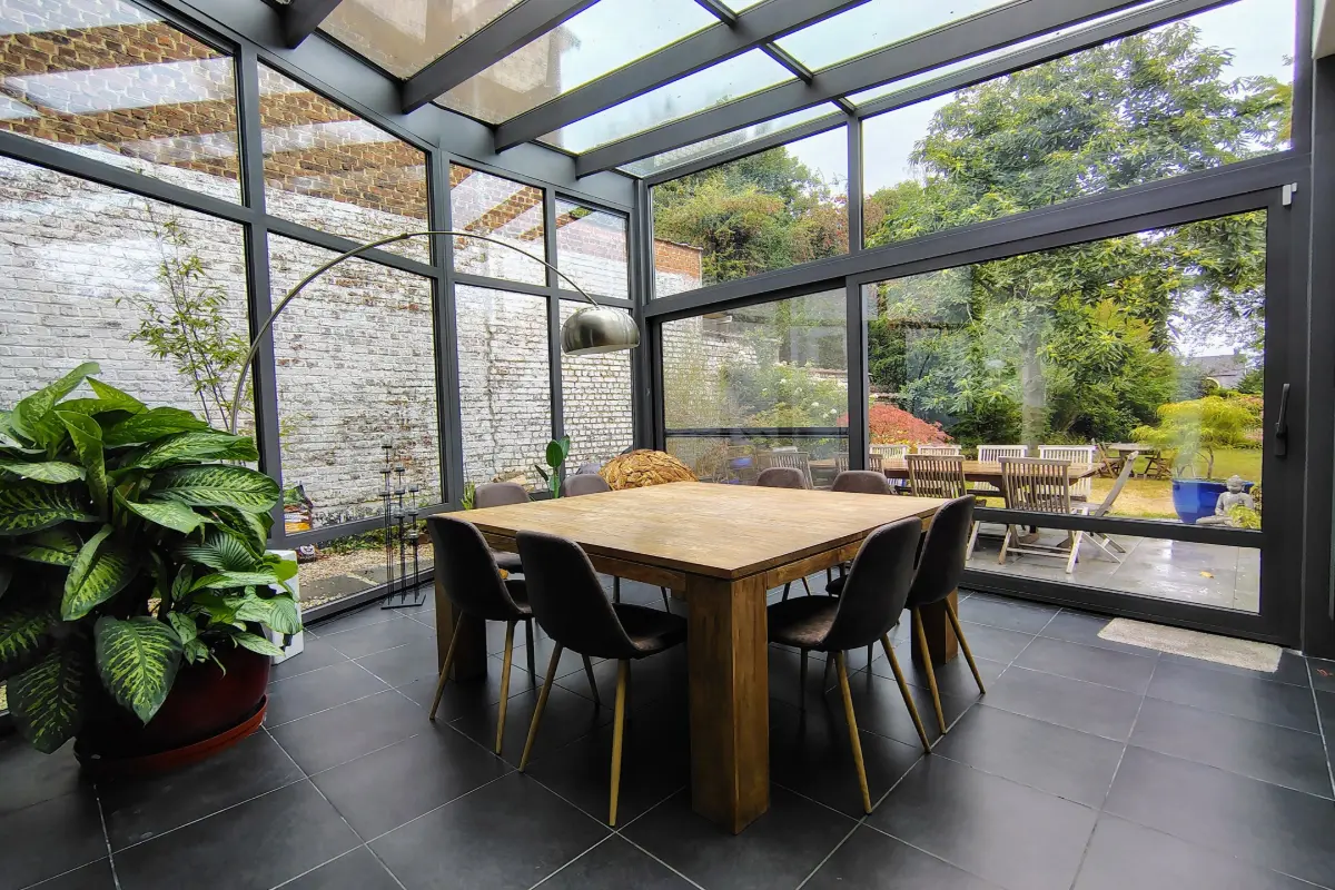 Huis te  huur in Wezembeek-Oppem 1970 2400.00€ 3 slaapkamers 180.00m² - Zoekertje 612745