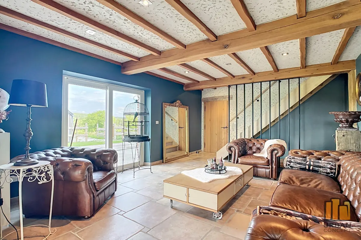 Maison à  à Couvin 5660 899000.00€ 7 chambres 490.00m² - Annonce 612390