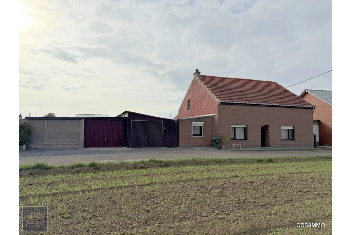 Huis te  koop in Kumtich 3300 295000.00€ 3 slaapkamers 185.00m² - Zoekertje 612088