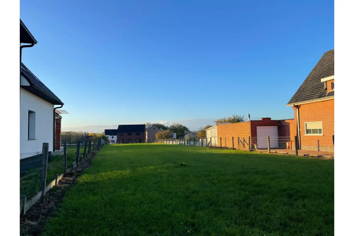 Terrain à bâtir à  à Moerbeke 9500 195000.00€  chambres m² - Annonce 612068