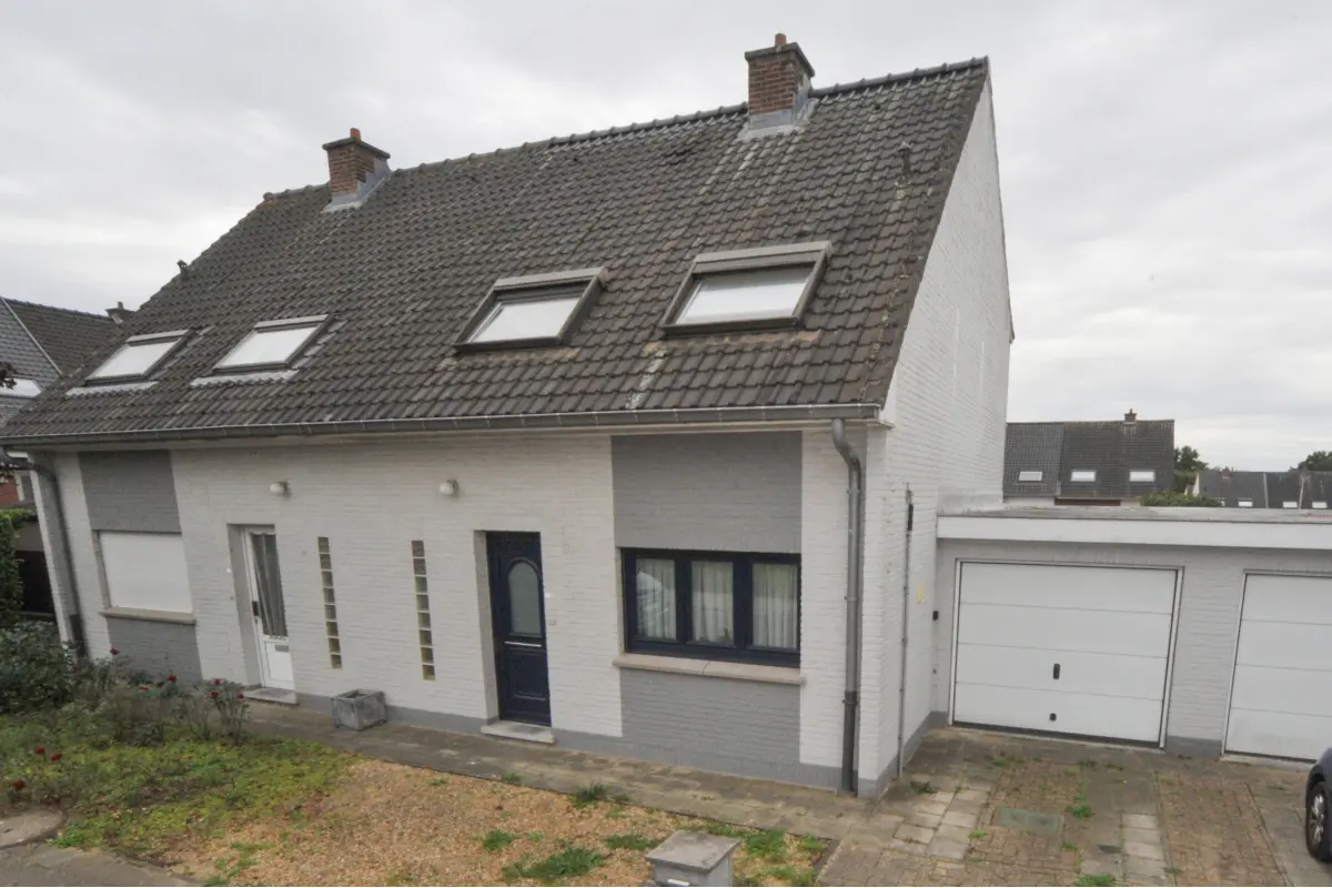 Huis te  koop in Hal 1500 299000.00€ 2 slaapkamers 106.00m² - Zoekertje 613506