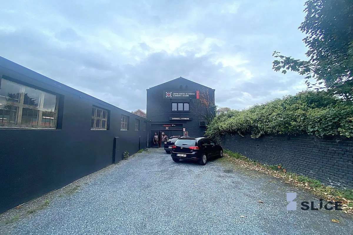 Handelszaak te  huur in Eigenbrakel 1420 2500.00€  slaapkamers 450.00m² - Zoekertje 613470