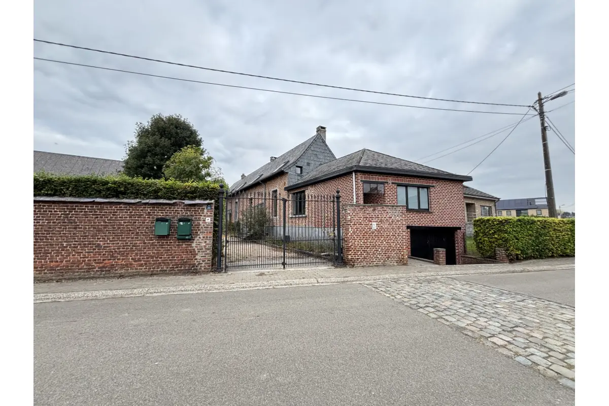 Maison à louer à Chapelle-Saint-Pierre 1541 1100.00€ 2 chambres 131.00m² - Annonce 614779