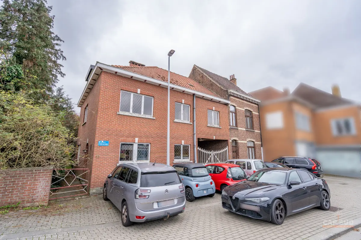 Huis te  koop in Eigenbrakel 1420 895000.00€ 8 slaapkamers m² - Zoekertje 615626